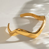 Bracciale Rigido Dorato Ondulato - Golden Wave