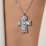 Collana con Pendente a Croce in Argento - Sacred Elegance