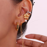 Orecchino Ear Cuff Fiore con Perla Pendente - Fiore di Luna